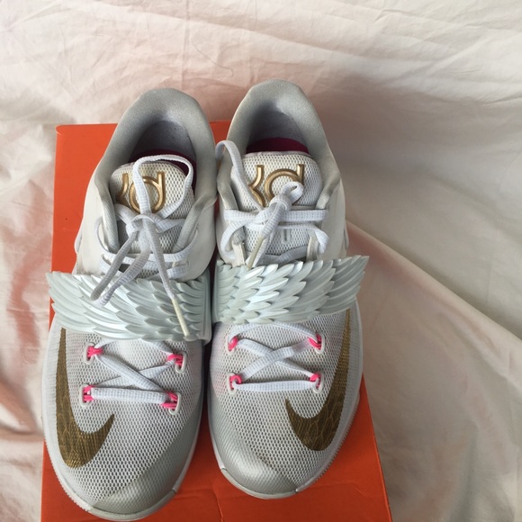 KD 7 Aunt Pearl - Picture 3 of 5
